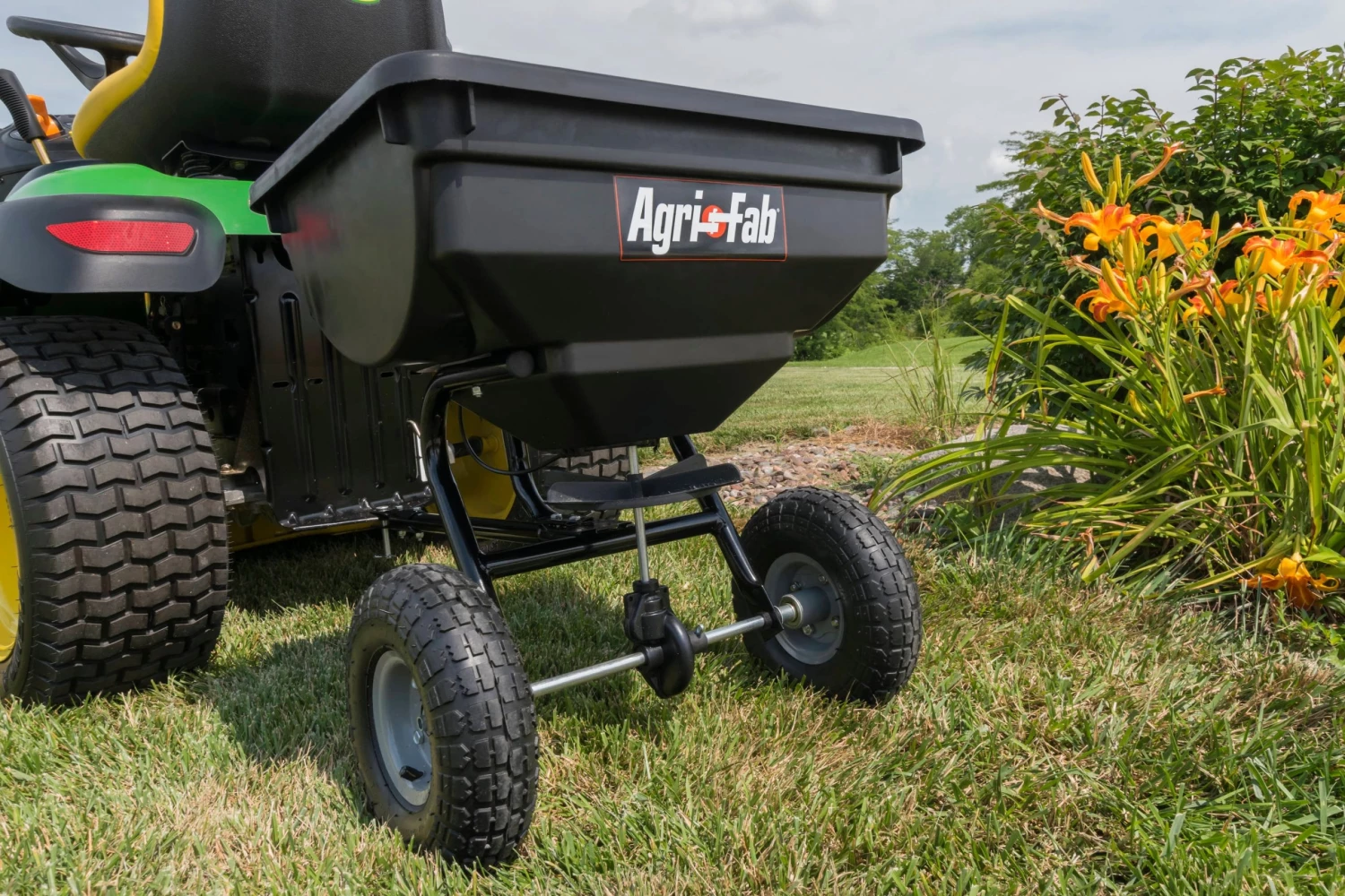 Top 10 🔥 Agri-Fab Spreaders & Sprayers Capacity Broadcast Tow-Behind Spreader 🤩 4 Top 10 🔥 Agri-Fab Spreaders & Sprayers Capacity Broadcast Tow-Behind Spreader 🤩 - Image 4