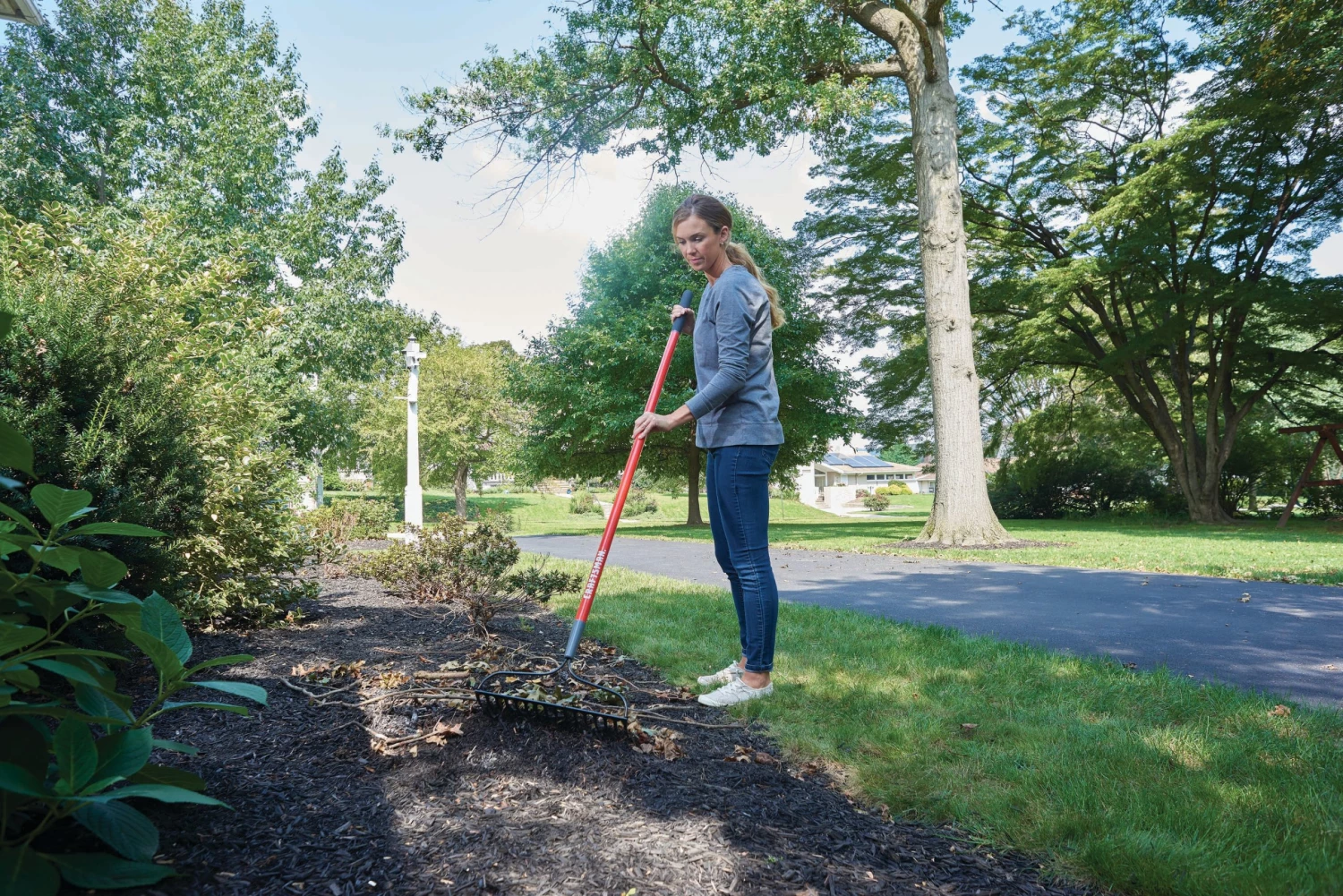 Coupon 👏 CRAFTSMAN Lawn & Garden Hand Tools 57.25-in L Fiberglass-Handle Welded Steel Garden Rake 👏 3 Coupon 👏 CRAFTSMAN Lawn & Garden Hand Tools 57.25-in L Fiberglass-Handle Welded Steel Garden Rake 👏 - Image 3